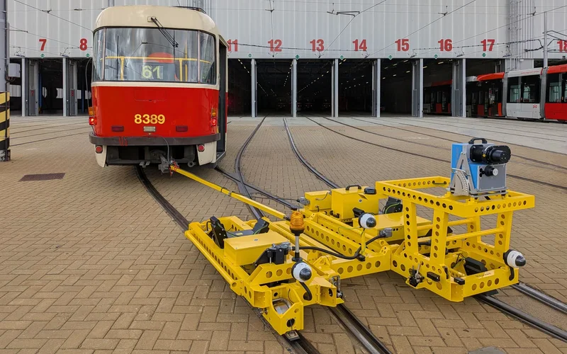 Towed behind a tram: TURTLE measures at up to 30 km/h behind the vehicle